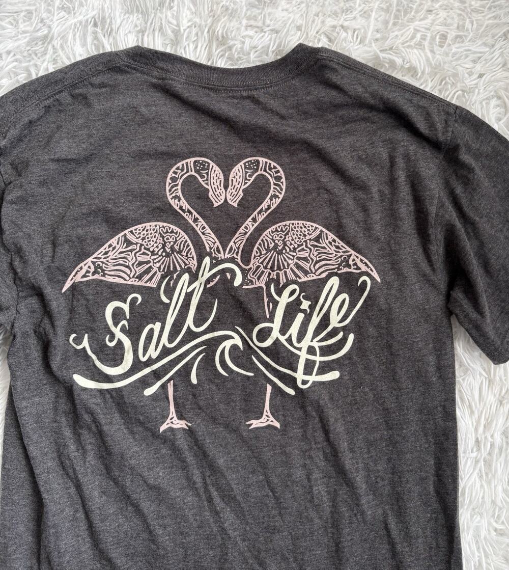 Salt Life S Gray Short Sleeved Flamingo Back Design Tee. Cute, Excellent Cond